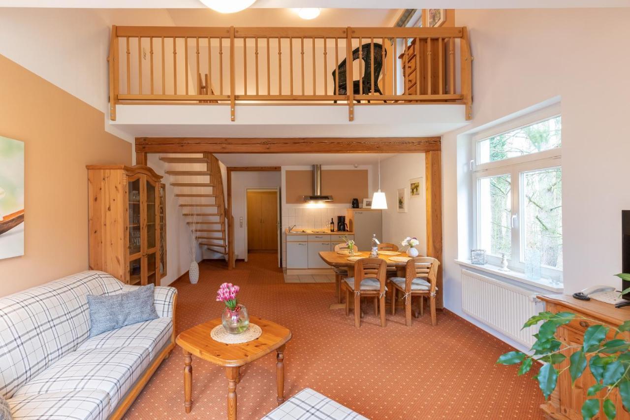 Seehotel Lindenhof 뤼헨 외부 사진