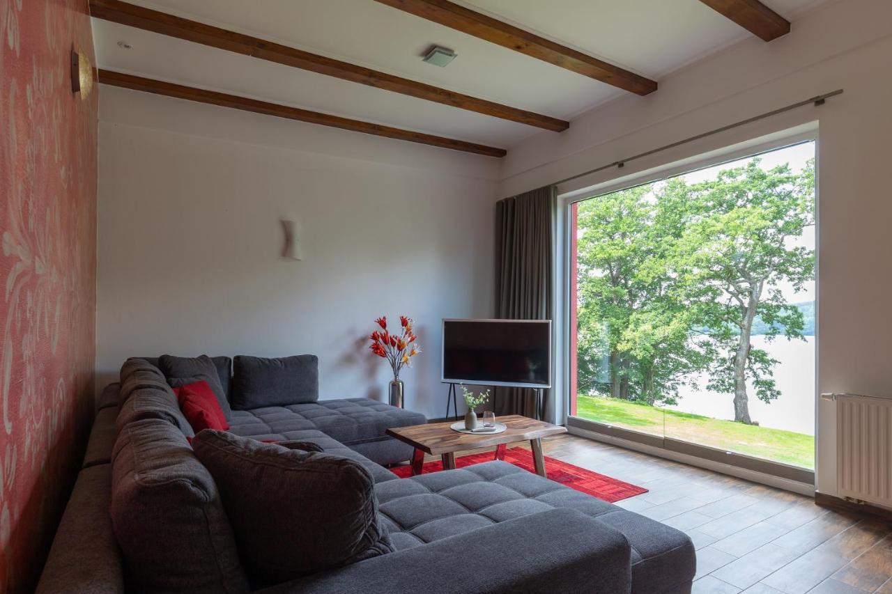 Seehotel Lindenhof 뤼헨 외부 사진