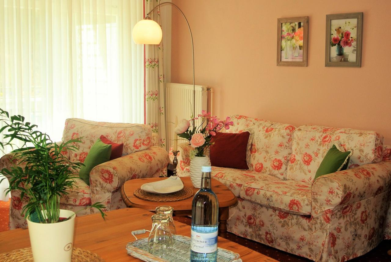 Seehotel Lindenhof 뤼헨 외부 사진